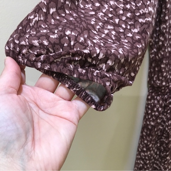Garnet Hill Batwing Wrap Knit Midi Dress Size Medium Animal Leopard Print - Picture 3 of 5
